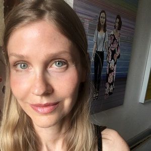 Meet your Posher, Dina